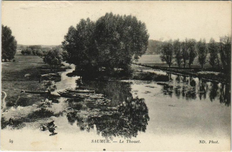 Carte postale ancienne Saumur Le Thouet France à Saumur