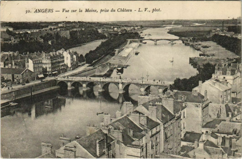 Carte postale ancienne Angers vue sur la Maine France à Angers