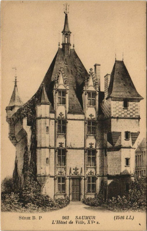 Carte postale ancienne Saumur Hotel de Ville France à Saumur