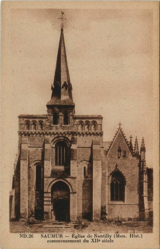 Carte postale ancienne Saumur Eglise N.-D. De Nantilly France à Saumur