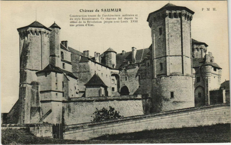 Carte postale ancienne Saumur Le Chateau France à Saumur