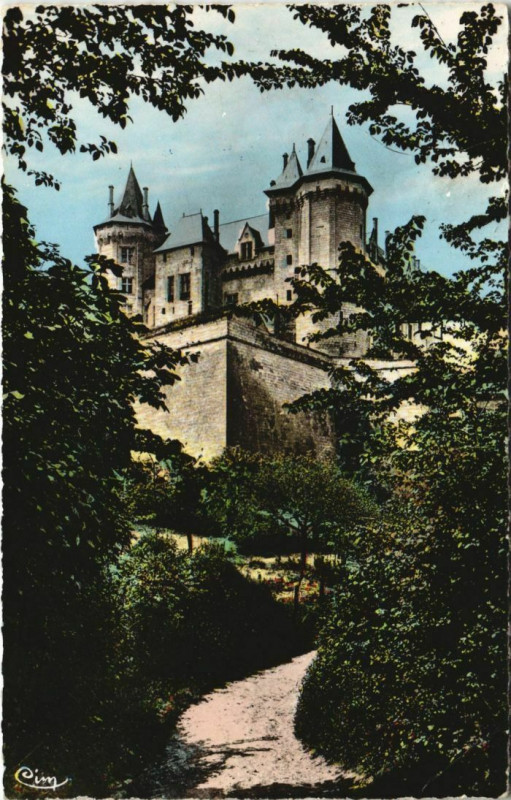 Carte postale ancienne Saumur Le Chateau France à Saumur