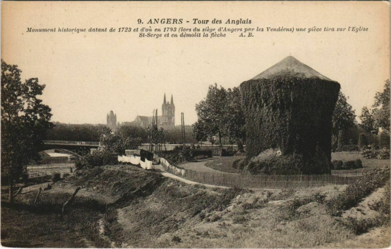 Carte postale ancienne Angers Tour de Anglais France à Angers