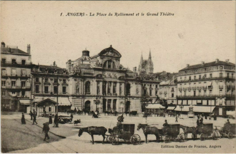Carte postale ancienne Angers Place du Ralliement France à Angers