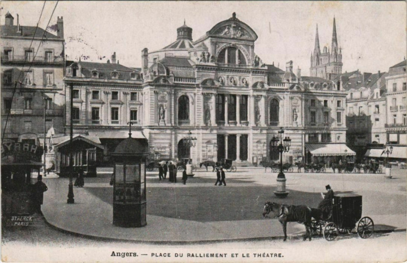 Carte postale ancienne Angers Place du Ralliement ,Le Theatre France à Angers