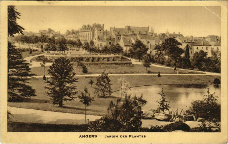 Carte postale ancienne Angers Jardin des Plantes France à Angers