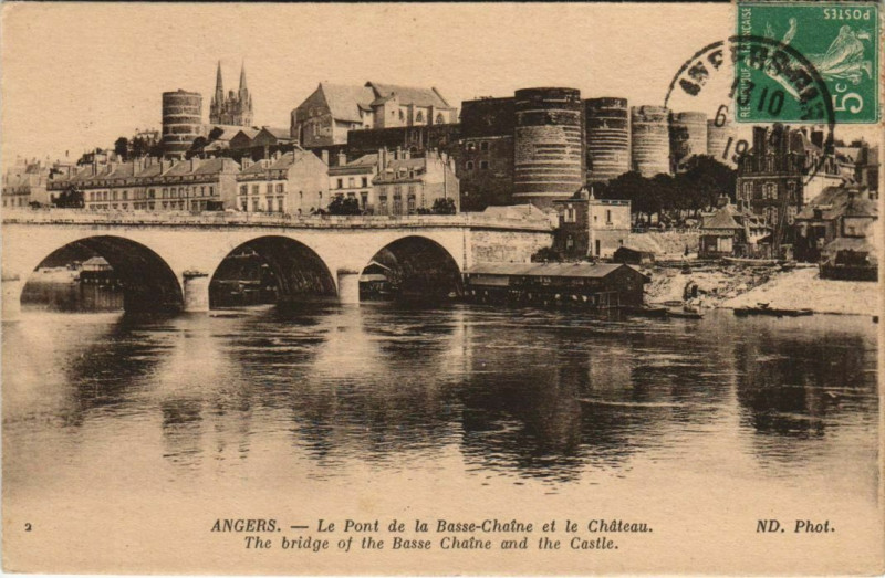 Carte postale ancienne Angers Pont de la Basse Chaine France à Angers