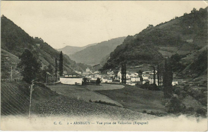 Carte postale ancienne Arneguy Vue prise de Valcarlos France