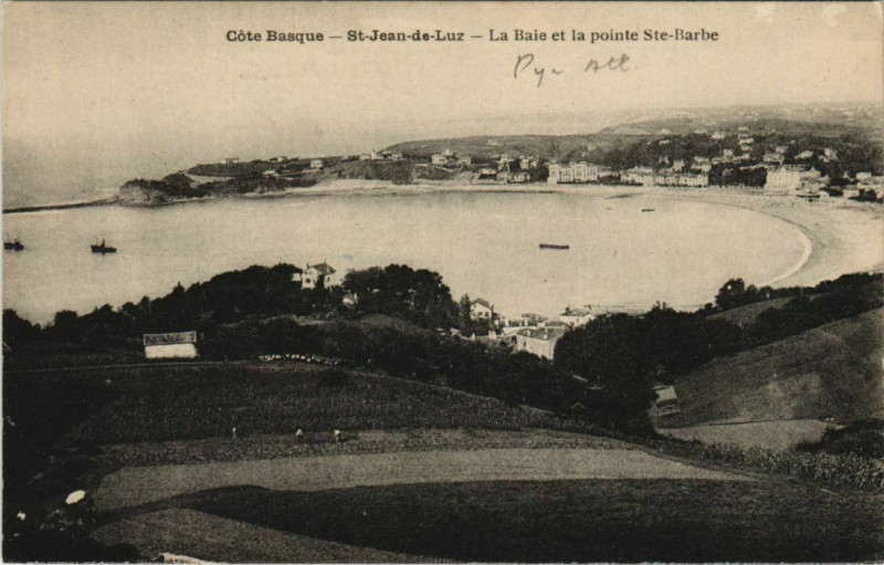 Carte postale ancienne Saint Jean de Luz La Baie et la pointe Sainte-Barbe France à Saint-Jean-de-Luz