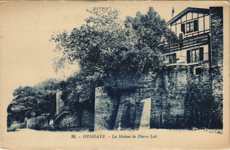 Carte postale ancienne Hendaye La Maison de Pierre Loti France à Hendaye