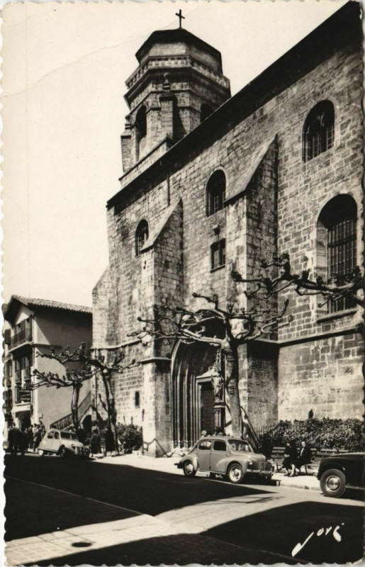 Carte postale ancienne Saint Jean de Luz L'Eglise France à Saint-Jean-de-Luz
