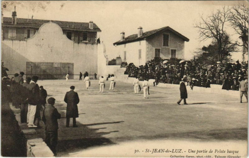 Carte postale ancienne Saint Jean de Luz Une partie de Pelote basque France à Saint-Jean-de-Luz