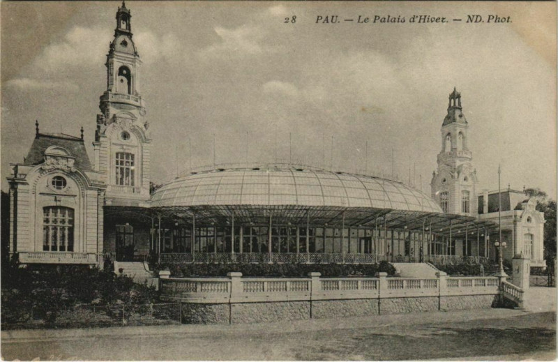 Carte postale ancienne Pau Le Palais d'Hiver France à Pau