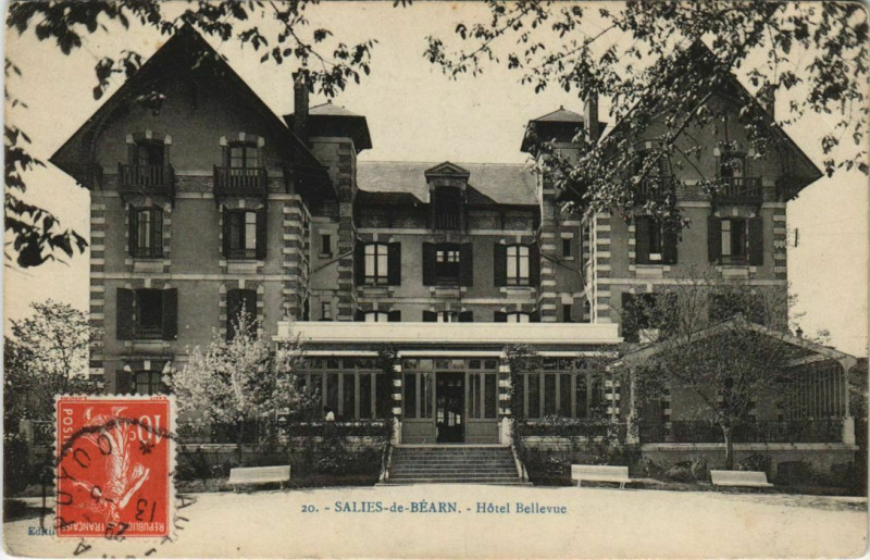 Carte postale ancienne Salies de Bearn Hotel Bellevue France
