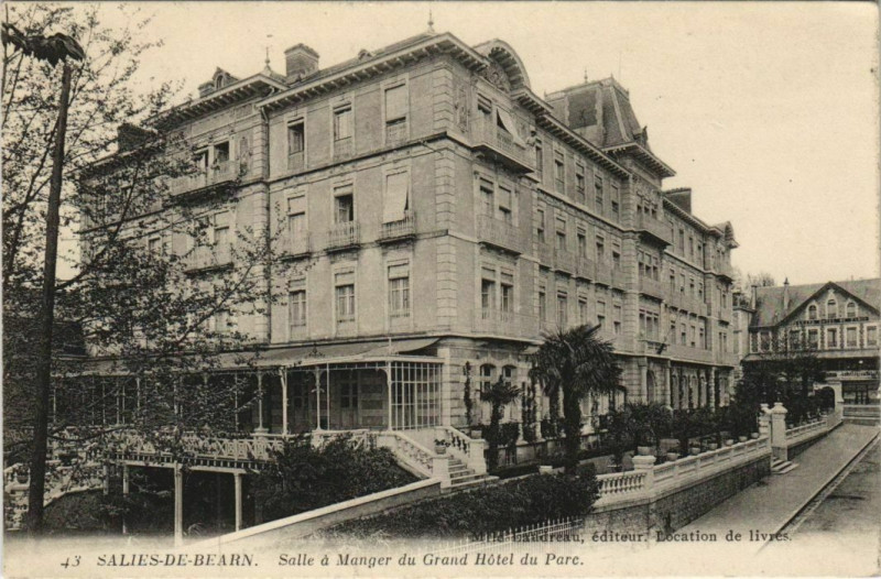 Carte postale ancienne Salies de Bearn Salle a Manger du Grand Hotel France à Ger