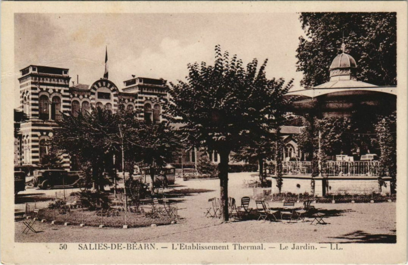 Carte postale ancienne Salies de Bearn L'Etablissement Thermal France