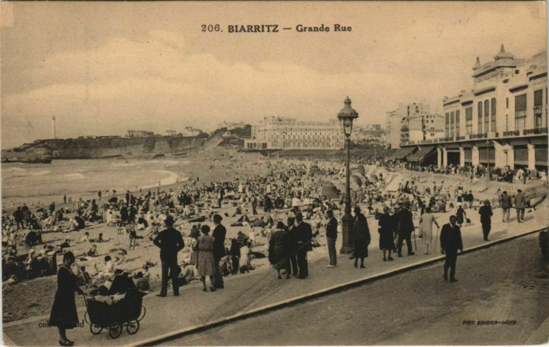 Carte postale ancienne Biarritz Grande Rue France à Biarritz