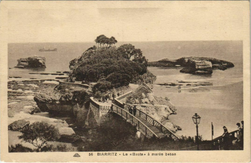 Carte postale ancienne Biarritz Le Basta a maree basse France à Biarritz