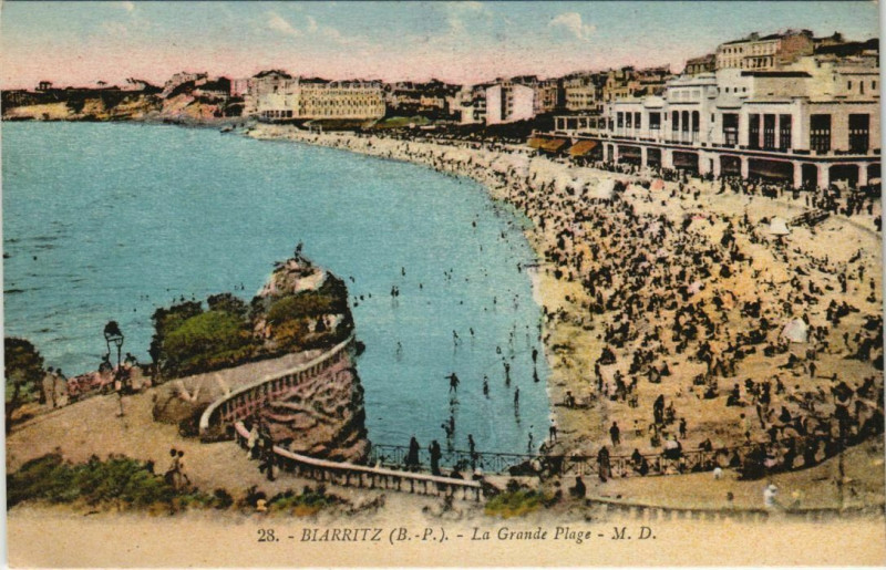 Carte postale ancienne Biarritz Grande Plage France à Biarritz