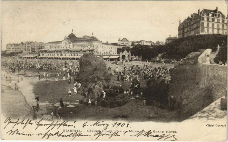 Carte postale ancienne Biarritz Grande Plage,Casino Municipal,Grand Hotel France à Biarritz