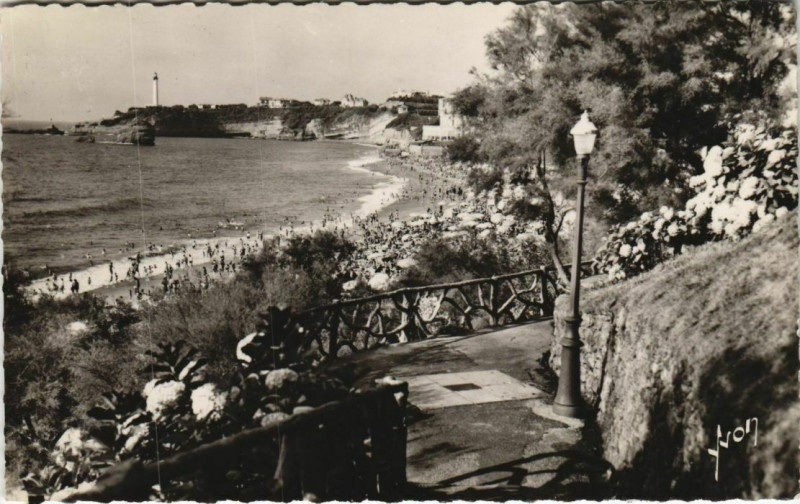 Carte postale ancienne Biarritz Cap Saint Martin et la Grande Plage France à Biarritz