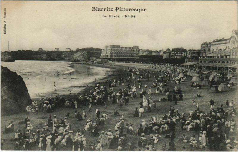 Carte postale ancienne Biarritz La Plage France à Biarritz