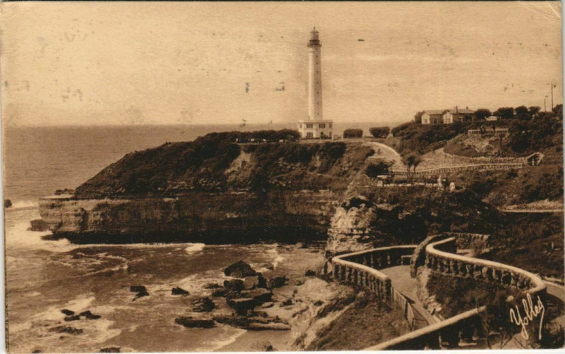 Carte postale ancienne Biarritz Le Phare France à Biarritz