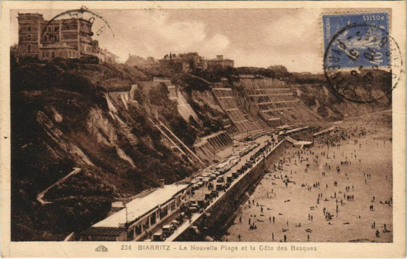 Carte postale ancienne Biarritz la nouvelle Plage et la Cote des Basques France à Biarritz