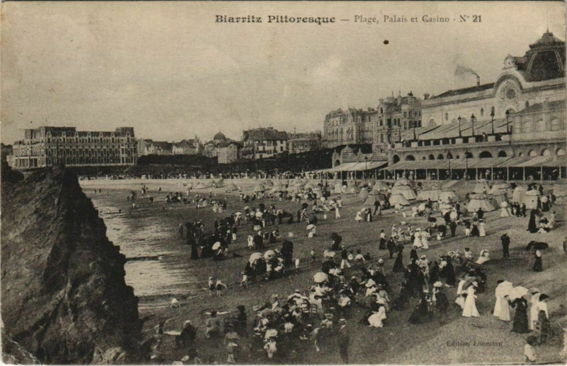 Carte postale ancienne Biarritz Plage, Palais et Casino France à Biarritz