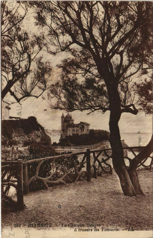 Carte postale ancienne Biarritz Le Chateau Basque France à Biarritz