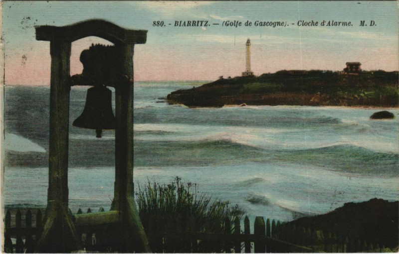Carte postale ancienne Biarritz Cloche d'Alarme France à Biarritz