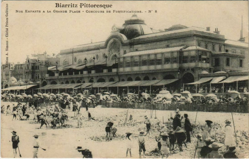 Carte postale ancienne Biarritz Grande Plage France à Biarritz