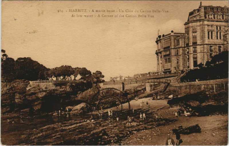 Carte postale ancienne Biarritz Un coin du Casino Belle Vue France à Biarritz