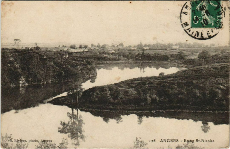 Carte postale ancienne Angers Etang Saint-Nicolas France à Angers