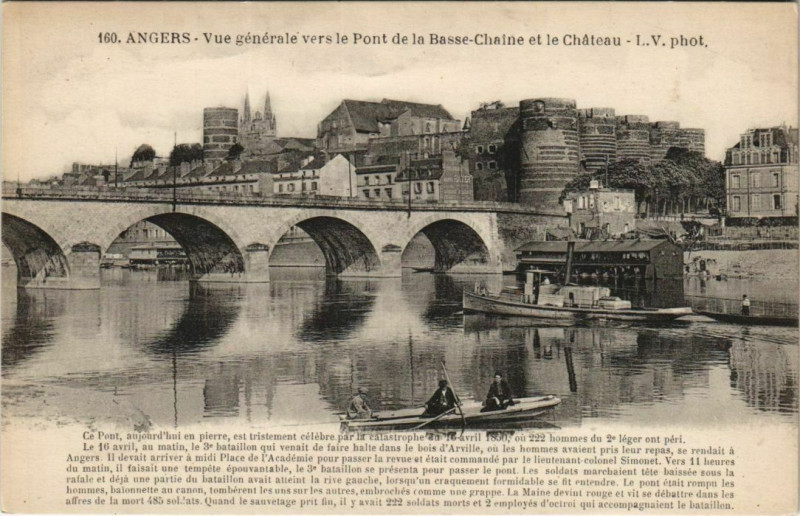 Carte postale ancienne Angers vue generale vers le Pont de la Basse Chaine France à Angers