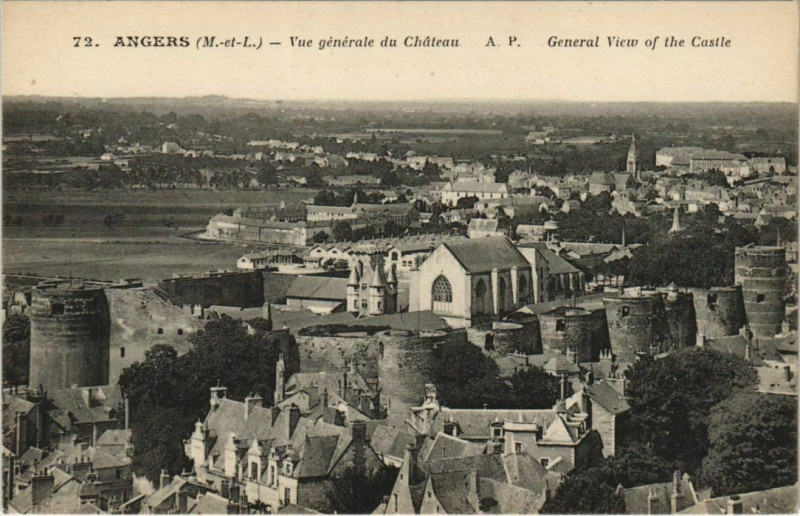Carte postale ancienne Angers vue generale du Chateau France à Angers