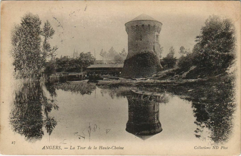 Carte postale ancienne Angers Tour de la Haute Chaine France à Angers