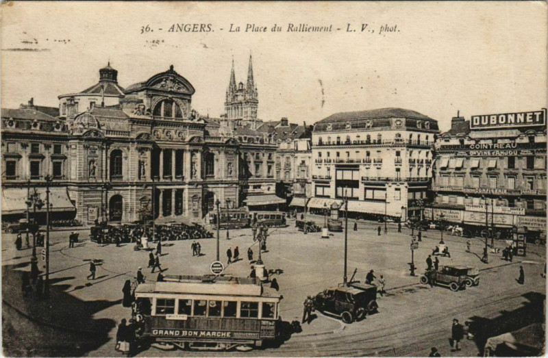 Carte postale ancienne Angers Place du Ralliement France à Angers