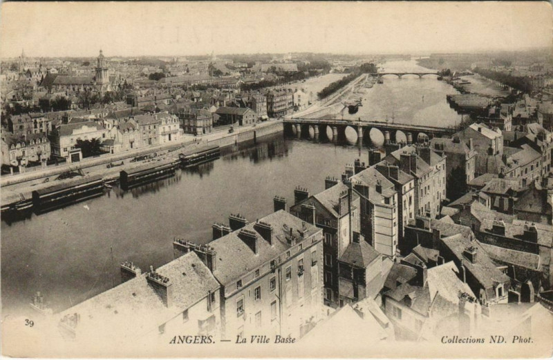 Carte postale ancienne Angers La Ville basse France à Angers