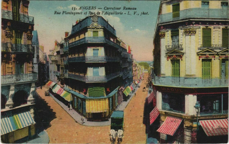 Carte postale ancienne Angers Carrefour Rameau France à Angers