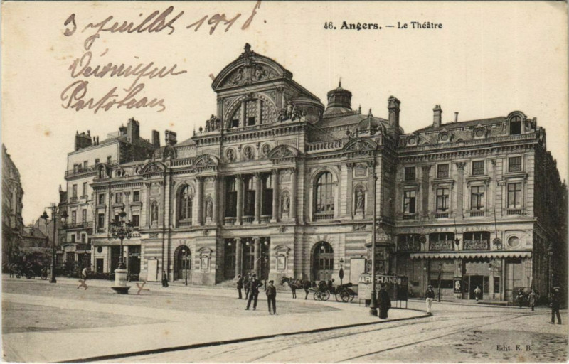 Carte postale ancienne Angers Le Theatre France à Angers