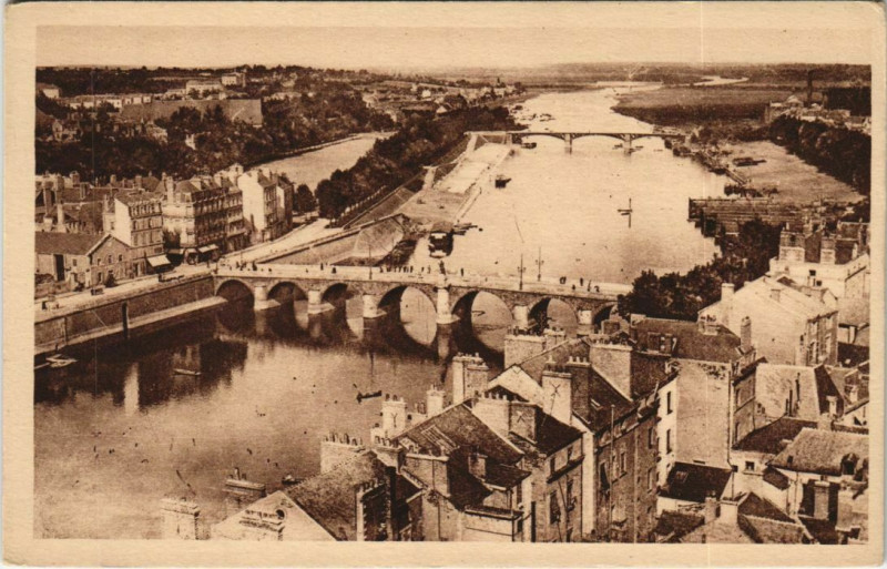 Carte postale ancienne Angers vue sur la Maine France à Angers