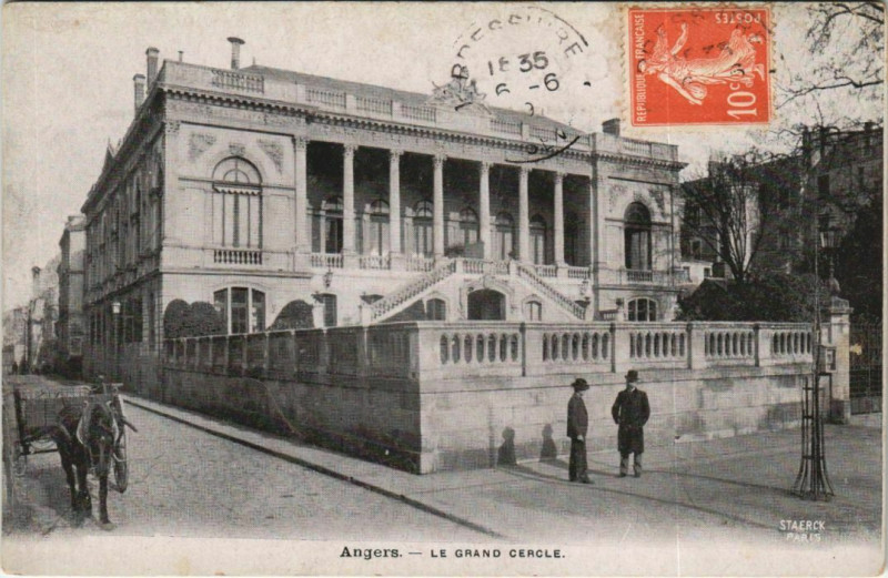 Carte postale ancienne Angers Le Grand Cercle France à Angers