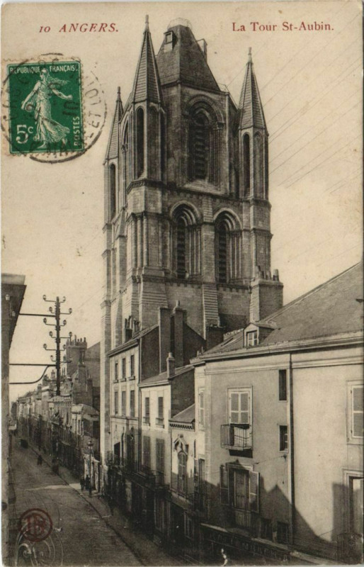 Carte postale ancienne Angers Tour Saint-Aubin France à Angers