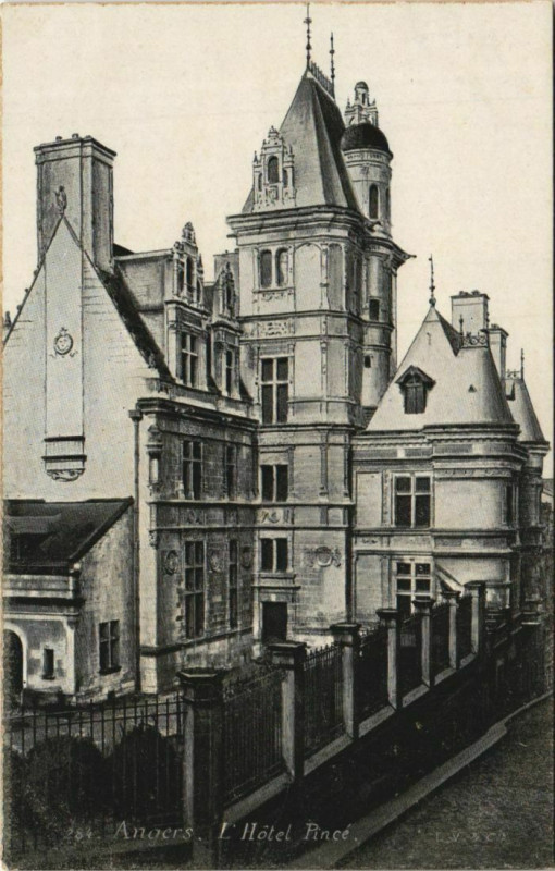 Carte postale ancienne Angers Hotel Pince France à Angers
