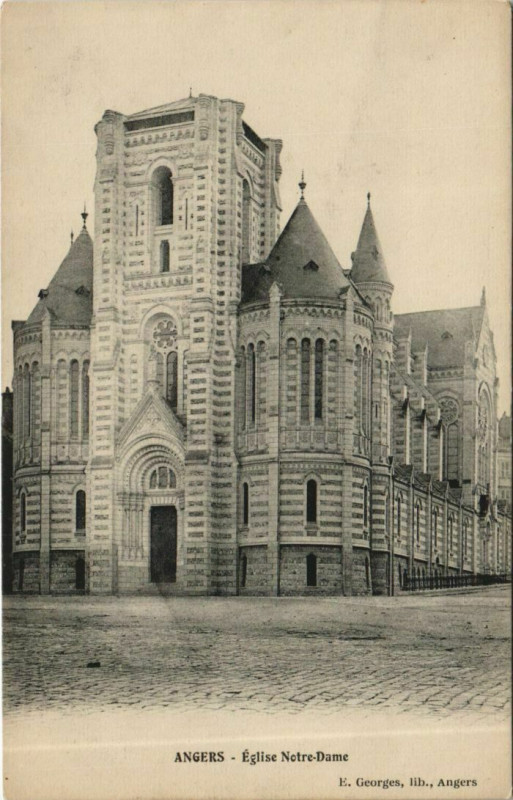 Carte postale ancienne Angers Eglise Notre Dame France à Angers