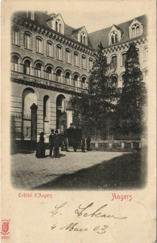 Carte postale ancienne Angers Eveche d'Angers France à Angers