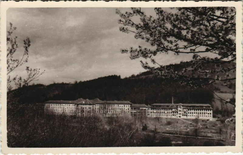 Carte postale ancienne Sainte-Feyre Sanatorium à Sainte-Feyre