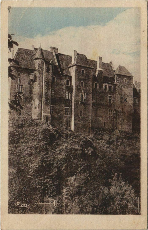 Carte postale ancienne Boussac Le Chateau Feodal à Boussac