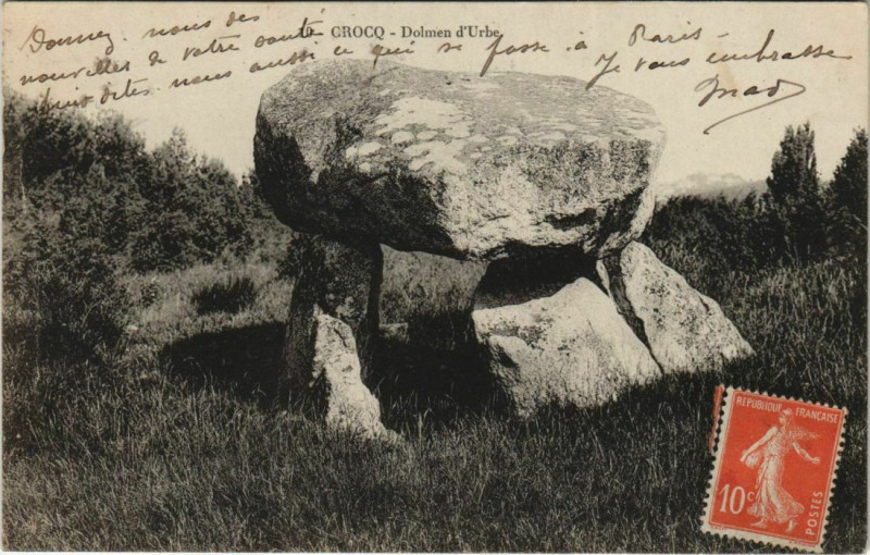 Carte postale ancienne Crocq Dolmen d'Urbe à Crocq